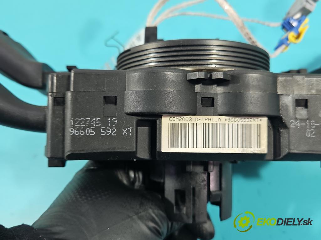 Peugeot 307 1.6 hdi 109 HP manual 80 kW 1560 cm3 5- prepínač komplex: 96605592XT (Prepínacie páčky pod volantom)