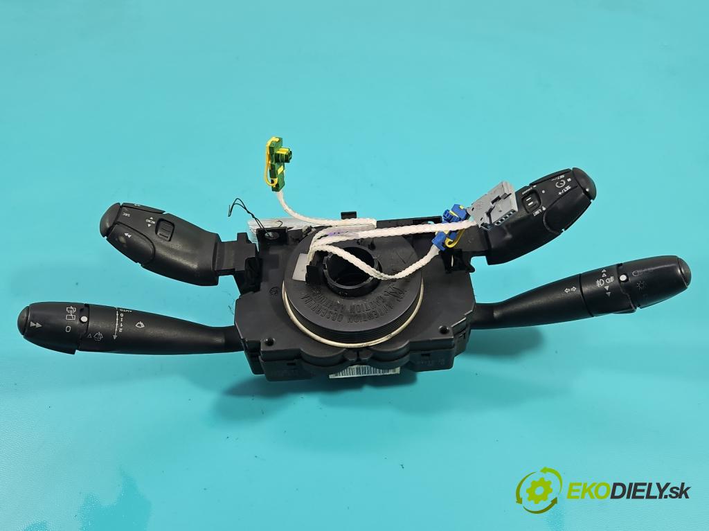 Peugeot 307 1.6 hdi 109 HP manual 80 kW 1560 cm3 5- prepínač komplex: 96605592XT (Prepínacie páčky pod volantom)