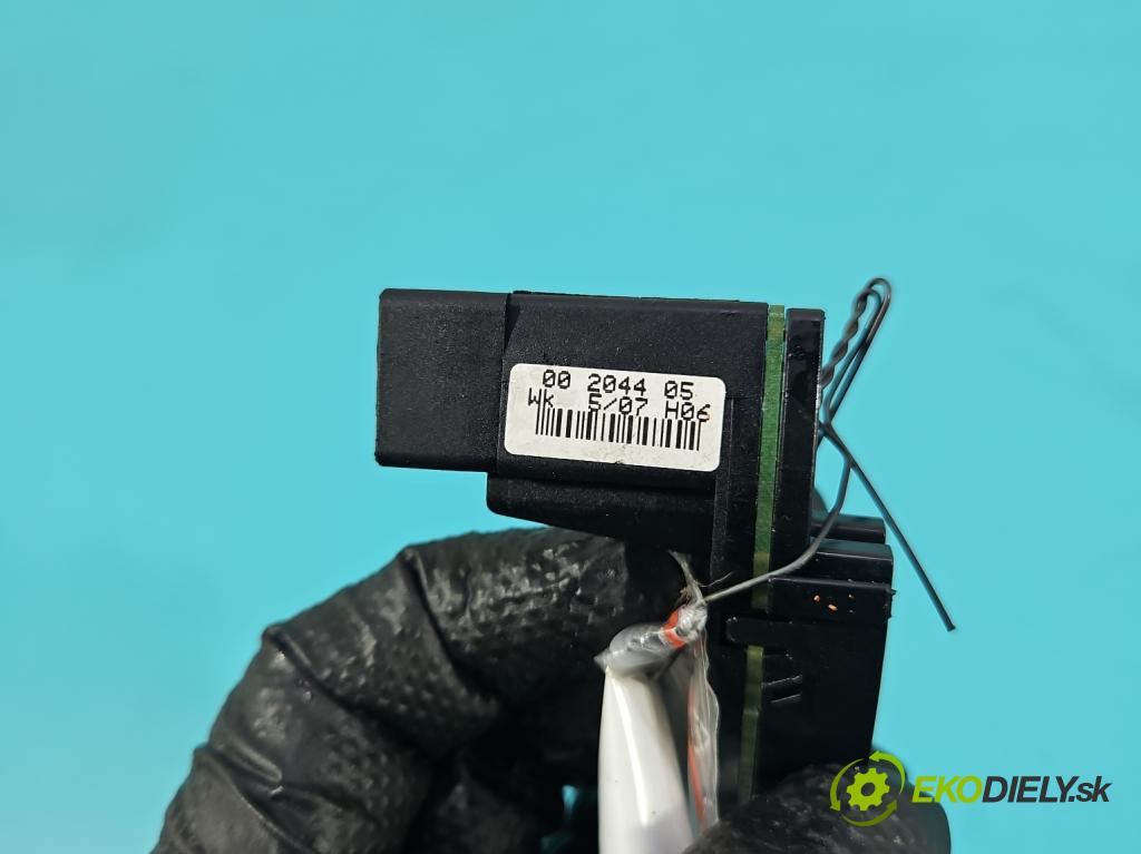 Audi A4 B7 2004-2008 2.0 tdi 140 HP manual 103 kW 1986 cm3 5- snímač uhla otočenie: 00204405