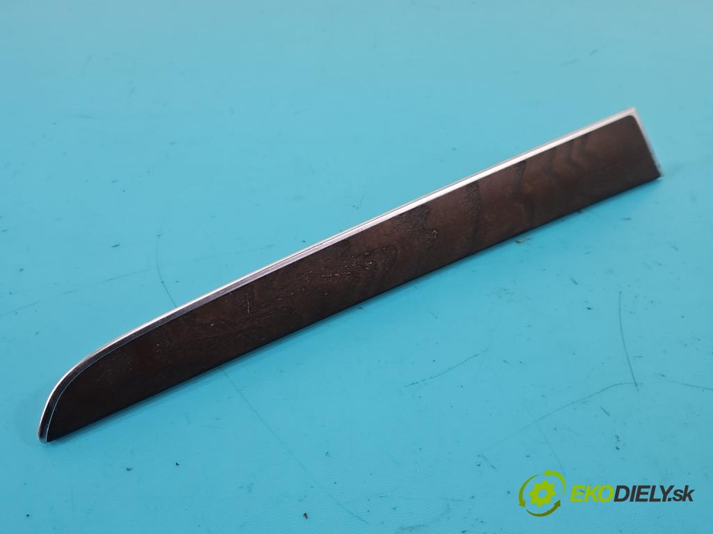 Audi Q5 2008-2016 2.0 TFSI 224 hp automatic 165 kW 1984 cm3 5- lišta ozdobná interiéry: 8R0863305C