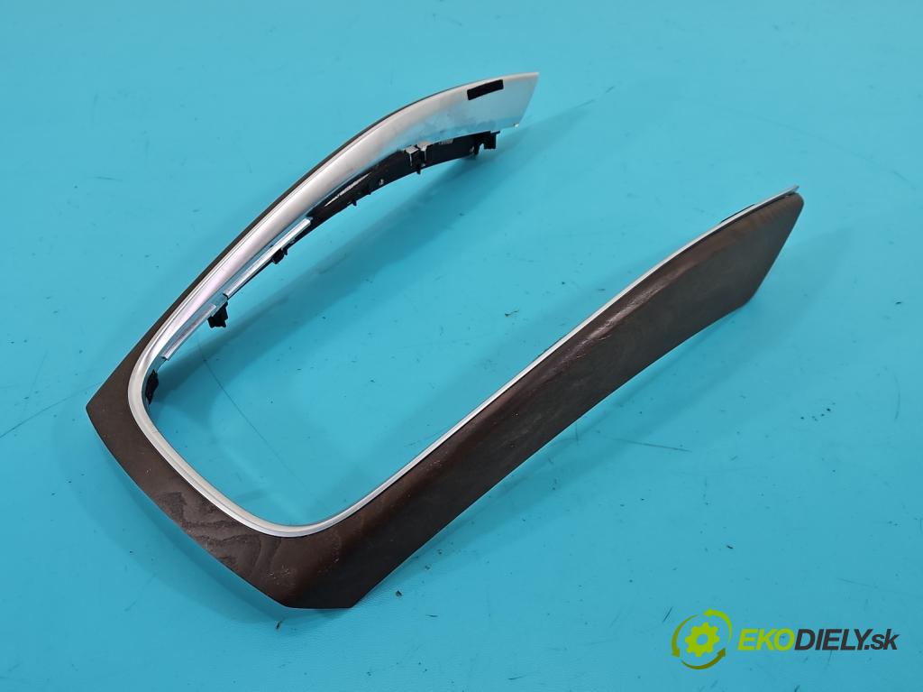 Audi Q5 2008-2016 2.0 TFSI 224 hp automatic 165 kW 1984 cm3 5- lišta ozdobná interiéry: 8R0863305C