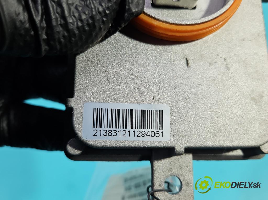 Audi Q5 2008-2016 2.0 TFSI 224hp automatic 165 kW 1984 cm3 5- střídač: xenon 8K0941597B (Riadiaca jednotka xenónu)