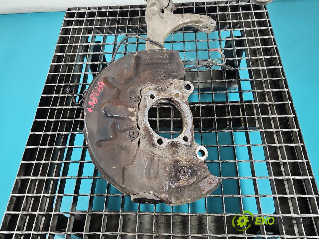 Audi A4 B7 2004-2008 2.0 tdi 140 hp manual 103 kW 1986 cm3 5- náboj levé  (Náboj kola)