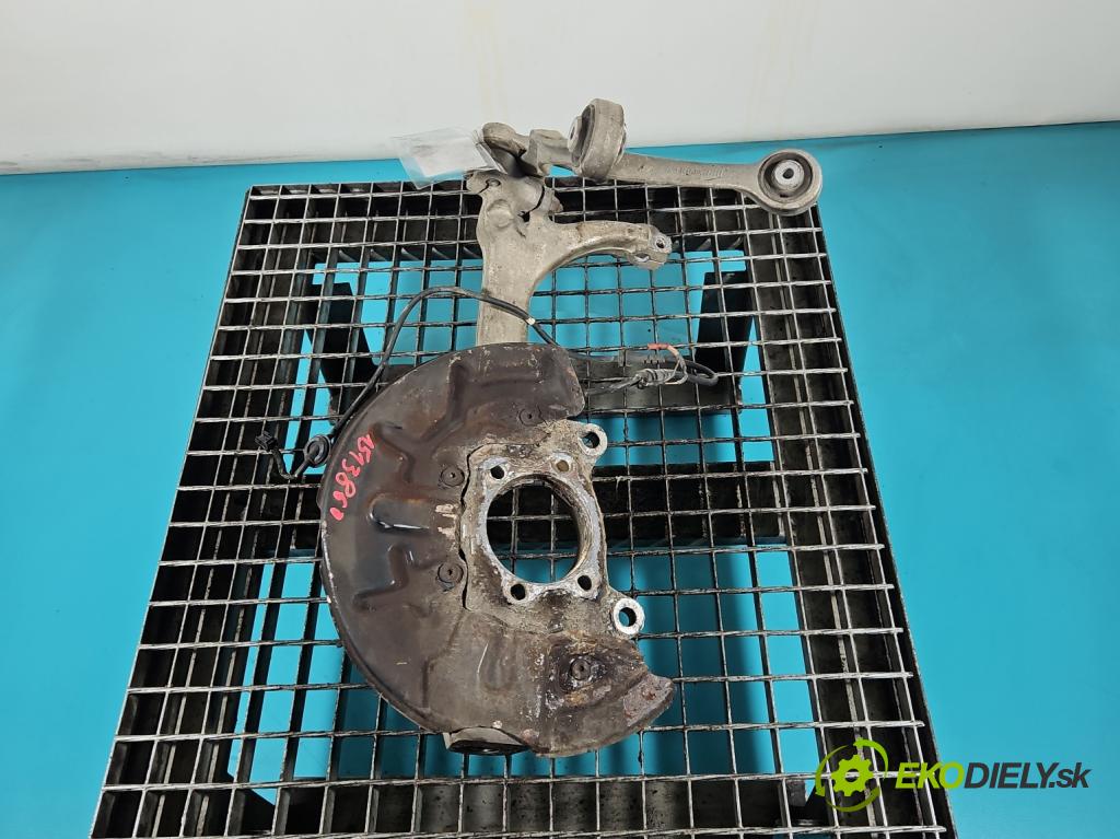 Audi A4 B7 2004-2008 2.0 tdi 140 hp manual 103 kW 1986 cm3 5- náboj levé  (Náboj kola)