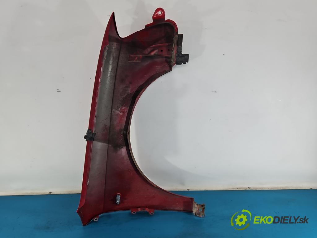 Audi A4 B7 2004-2008 2.0 tdi 140 hp manual 103 kW 1986 cm3 5- blatnik přední levý  (Levý přední blatník)