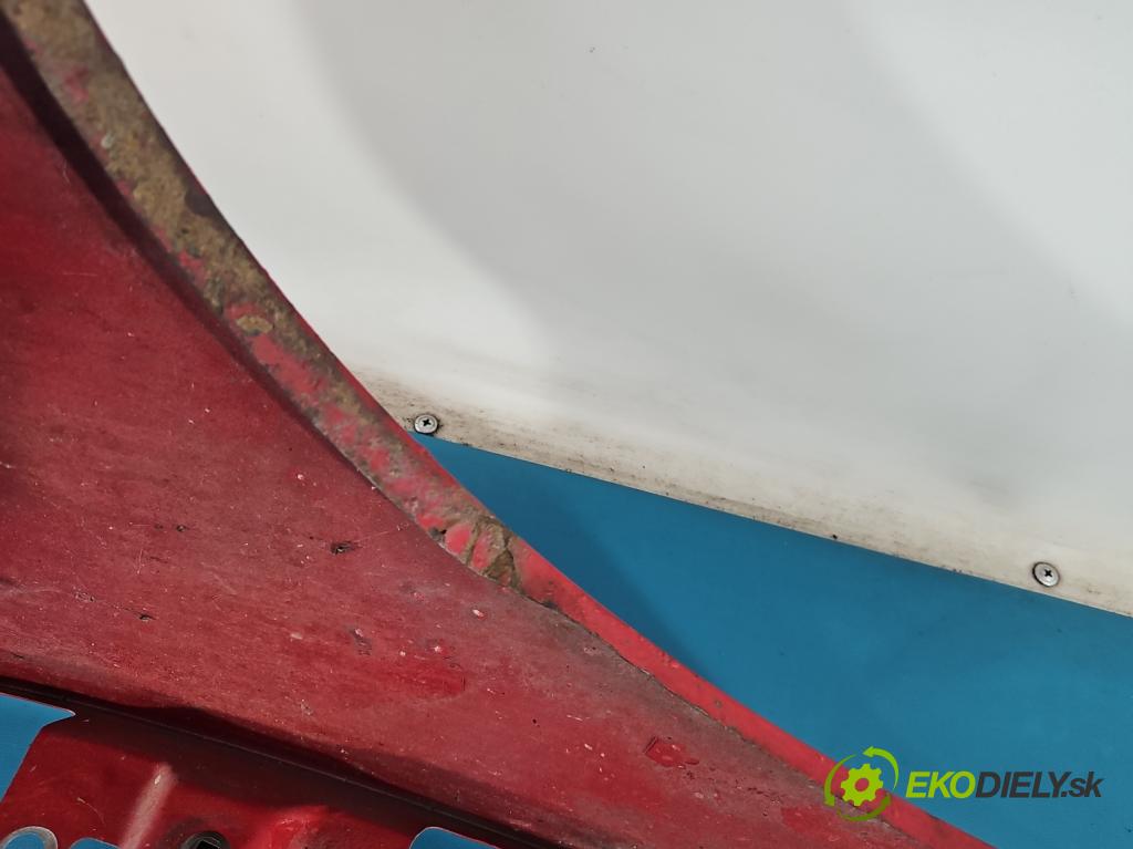 Audi A4 B7 2004-2008 2.0 tdi 140 hp manual 103 kW 1986 cm3 5- blatnik přední levý  (Levý přední blatník)