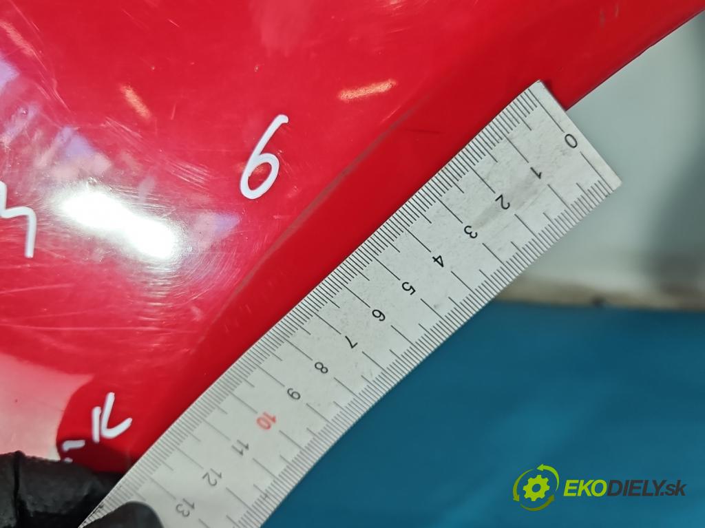 Audi A4 B7 2004-2008 2.0 tdi 140 hp manual 103 kW 1986 cm3 5- blatnik přední levý  (Levý přední blatník)