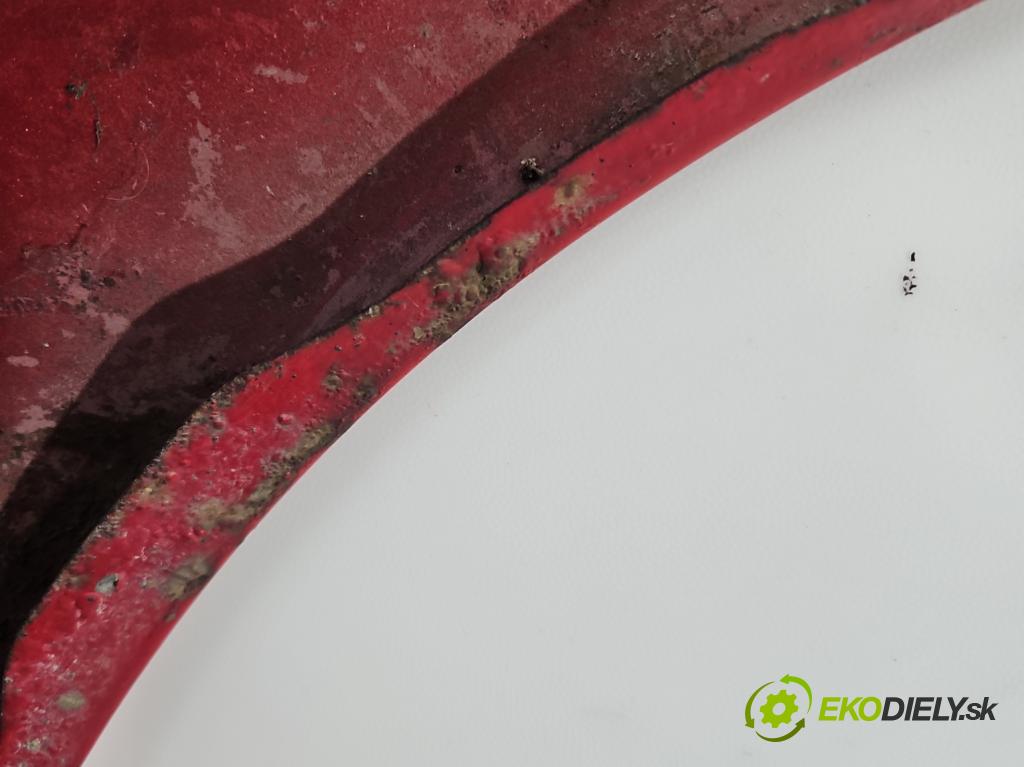 Audi A4 B7 2004-2008 2.0 tdi 140 hp manual 103 kW 1986 cm3 5- blatnik přední levý  (Levý přední blatník)