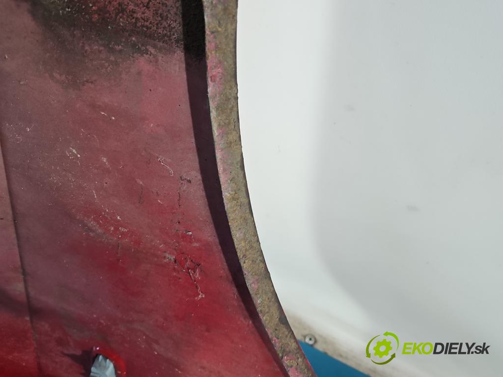 Audi A4 B7 2004-2008 2.0 tdi 140 hp manual 103 kW 1986 cm3 5- blatnik přední levý  (Levý přední blatník)