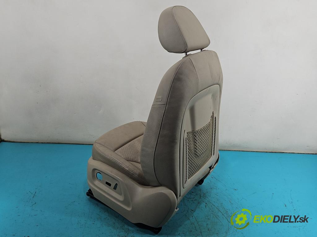 Audi Q5 2008-2016 2.0 TFSI 224hp automatic 165 kW 1984 cm3 5- Sedačka ľavý  (Sedadlo)