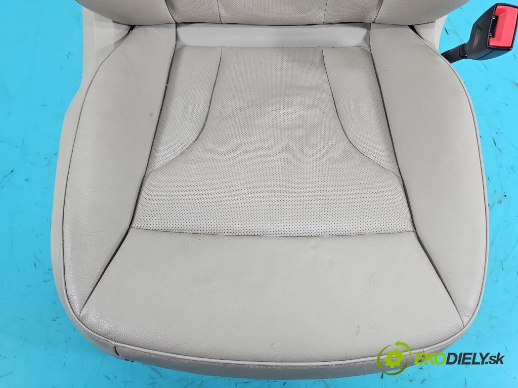 Audi Q5 2008-2016 2.0 TFSI 224hp automatic 165 kW 1984 cm3 5- Sedačka pravý  (Sedadlo)