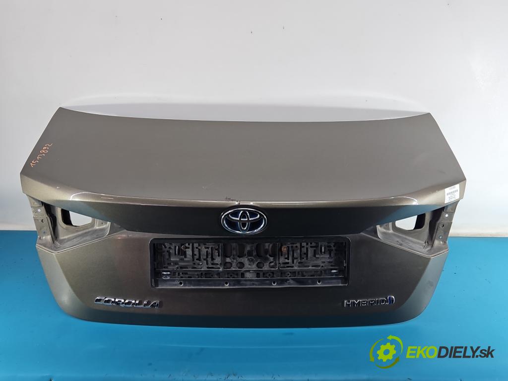 Toyota Corolla E21 2019- 1.8 16V 98 hp automatic 72 kW 1798 cm3 4- zadní kufrové dveře  (Zadní kapota (kufr))