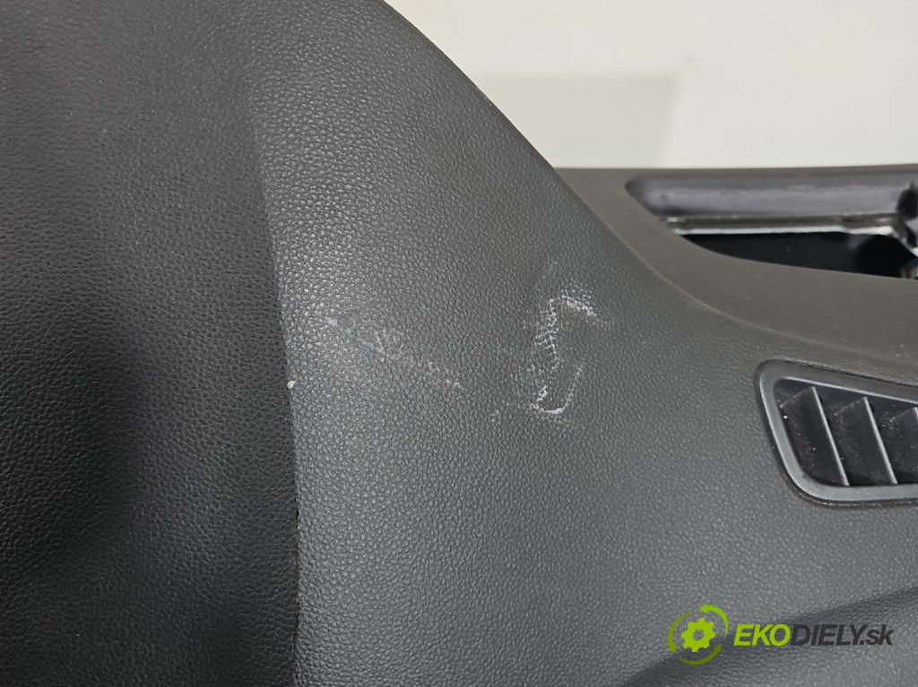 Renault Megane IV 2016-2024 1.3 Tce 140 hp manual 103 kW 1332 cm3 4- kokpit,přistrojova deska