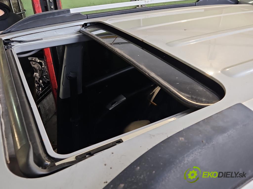 Kia Sportage II 2004-2010 2.0 crdi 136hp manual 100 kW 1991 cm3 5- Střešní okno:  (Sklo karoserie)