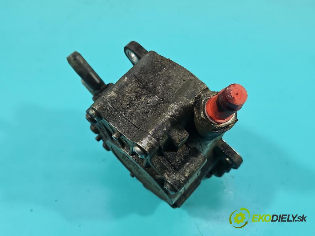 Audi A4 B7 2004-2008 2.0 tdi 140 HP manual 103 kW 1986 cm3 5- čerpadlo rotačný 03G145209C