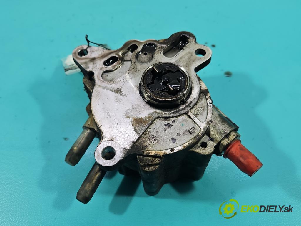 Audi A4 B7 2004-2008 2.0 tdi 140 HP manual 103 kW 1986 cm3 5- čerpadlo rotačný 03G145209C