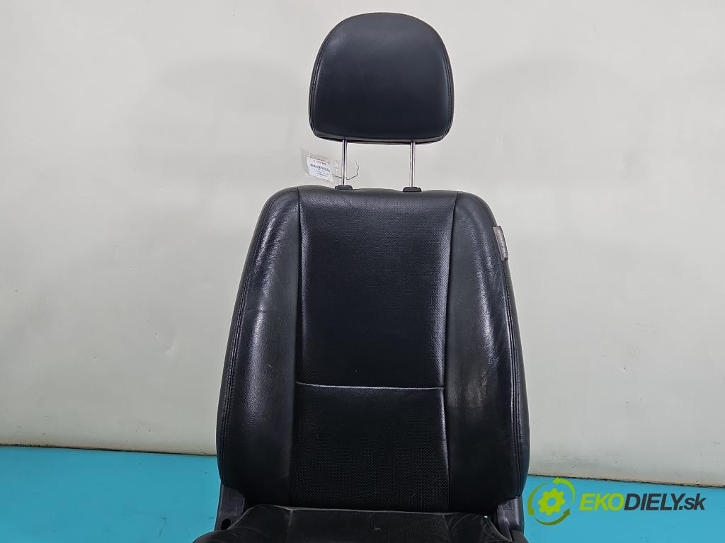 Kia Sportage II 2004-2010 2.0 crdi 136hp manual 100 kW 1991 cm3 5- Sedadlo levý  (Sedadlo)