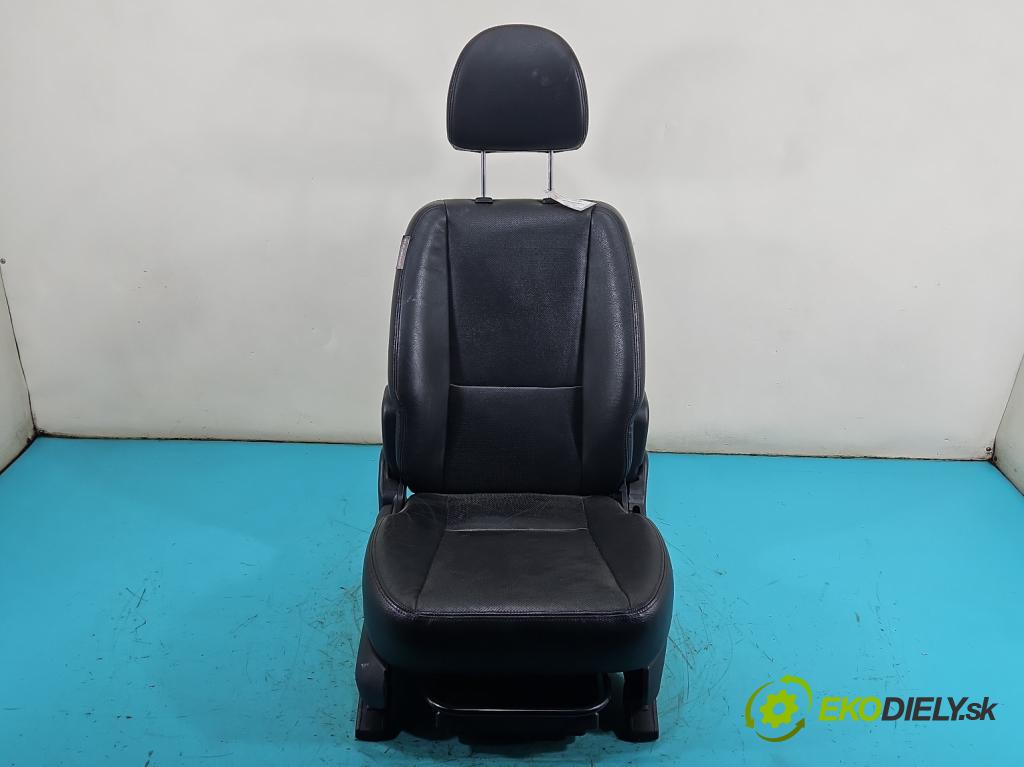 Kia Sportage II 2004-2010 2.0 crdi 136 HP manual 100 kW 1991 cm3 5- Sedačka pravý  (Sedadlo)