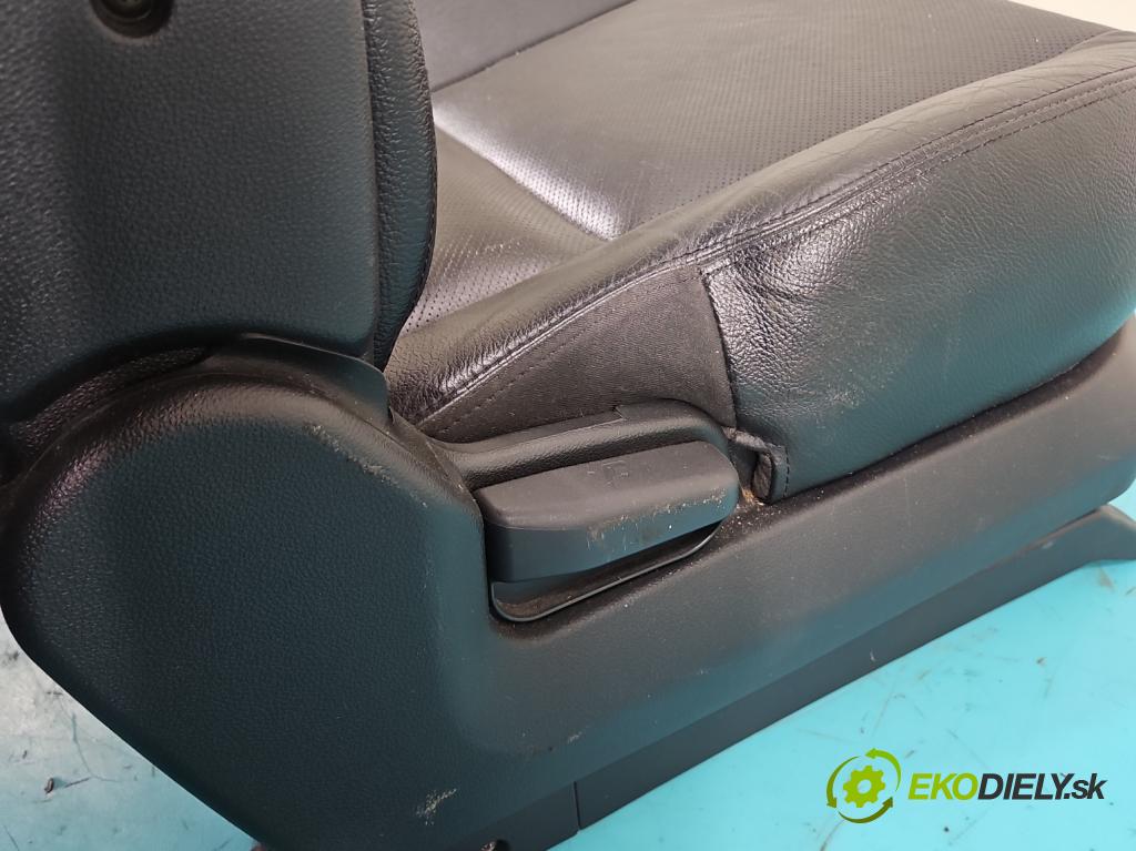 Kia Sportage II 2004-2010 2.0 crdi 136 HP manual 100 kW 1991 cm3 5- Sedačka pravý  (Sedadlo)