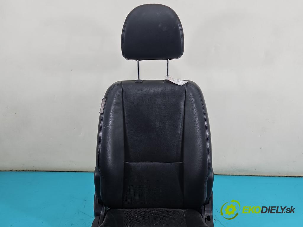 Kia Sportage II 2004-2010 2.0 crdi 136 HP manual 100 kW 1991 cm3 5- Sedačka pravý  (Sedadlo)