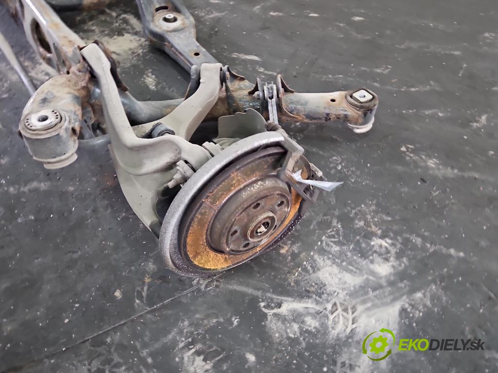 Audi Q5 2008-2016 2.0 TFSI 224 hp automatic 165 kW 1984 cm3 5- zadní výztuha  (Zadní výztuha)