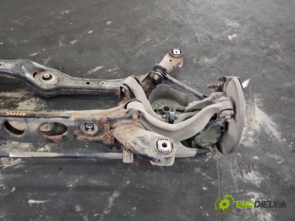 Audi Q5 2008-2016 2.0 TFSI 224 hp automatic 165 kW 1984 cm3 5- zadní výztuha  (Zadní výztuha)