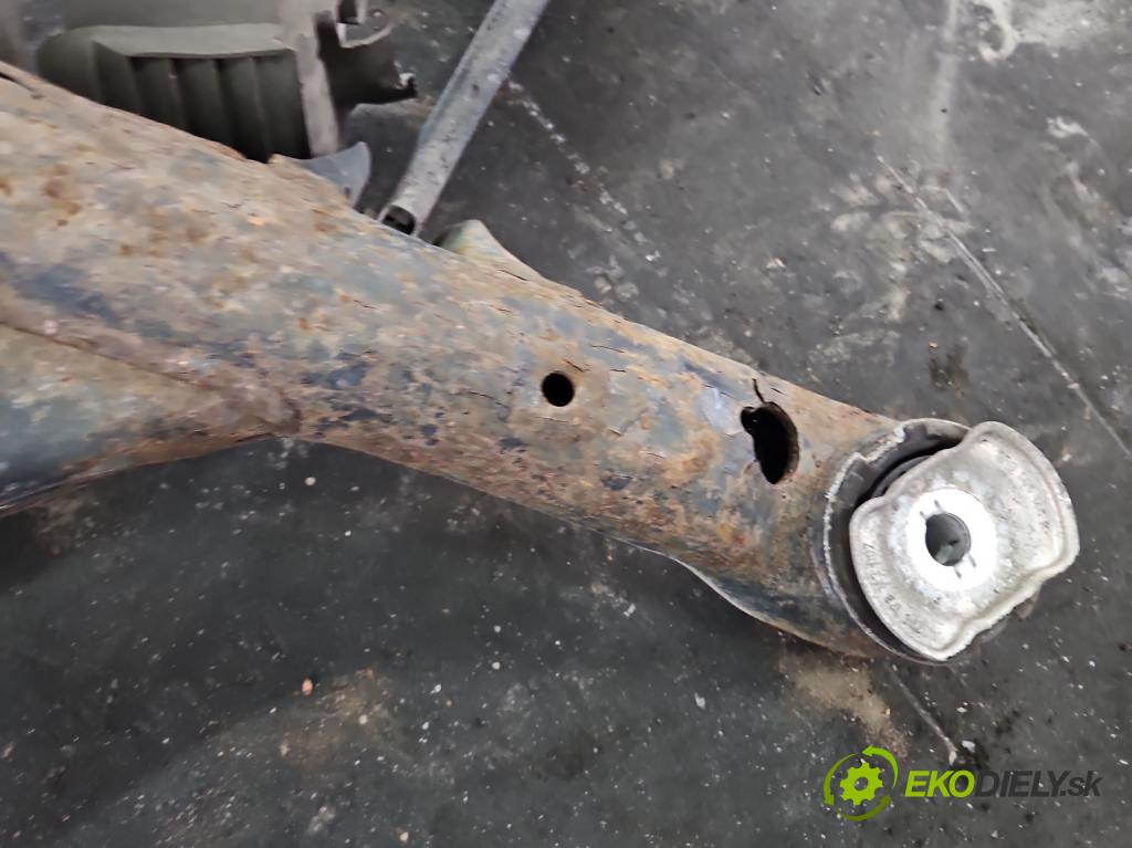 Audi Q5 2008-2016 2.0 TFSI 224 hp automatic 165 kW 1984 cm3 5- zadní výztuha  (Zadní výztuha)