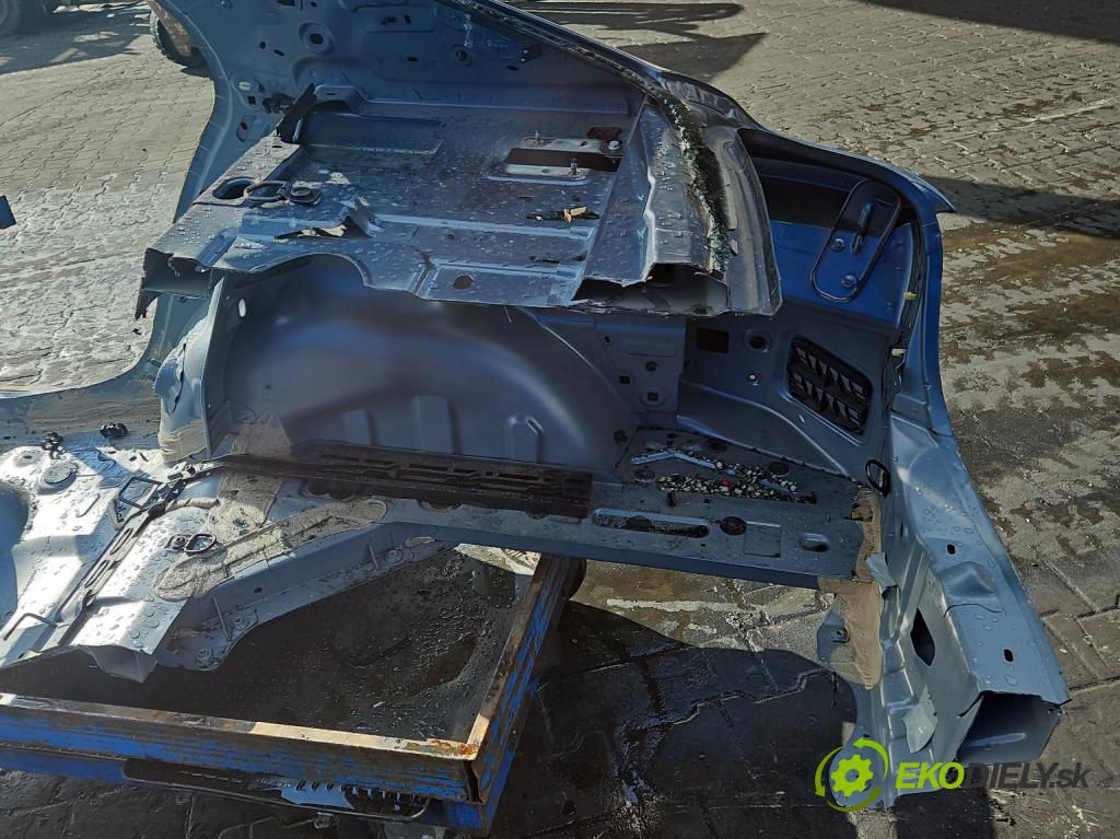 Renault Megane IV 2016-2024 1.3 Tce 140 HP manual 103 kW 1332 cm3 4- blatník zadné pravý