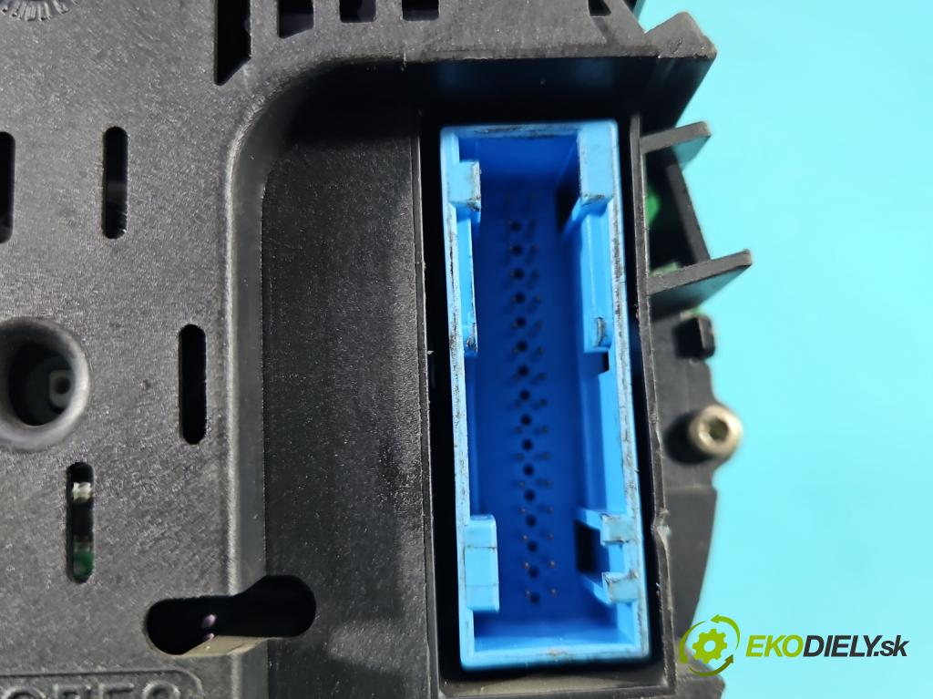 Audi A3 8L 1996-2003 1.9 tdi 90 HP manual 66 kW 1896 cm3 3- prístrojovka/ budíky 8L0920900 (Prístrojová doska)