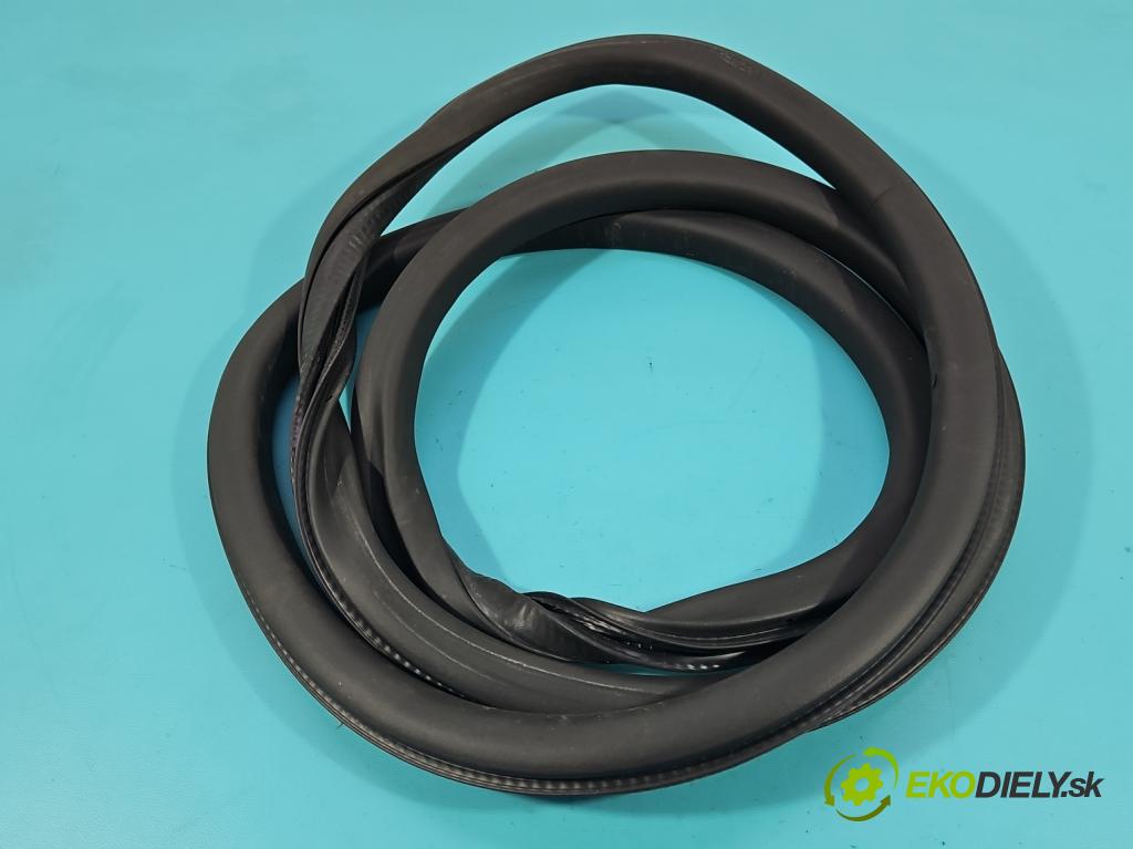 Opel Astra VI 2022- 1.5 cdti 131 hp manual 96 kW 1499 cm3 5- Těsnění: dveře zadní levé 9838513980 (Karoserie ostatní)