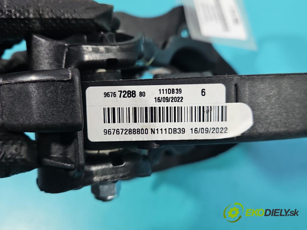 Opel Astra VI 2022- 1.5 cdti 131 HP manual 96 kW 1499 cm3 5- pedále ostatné 9676728880
