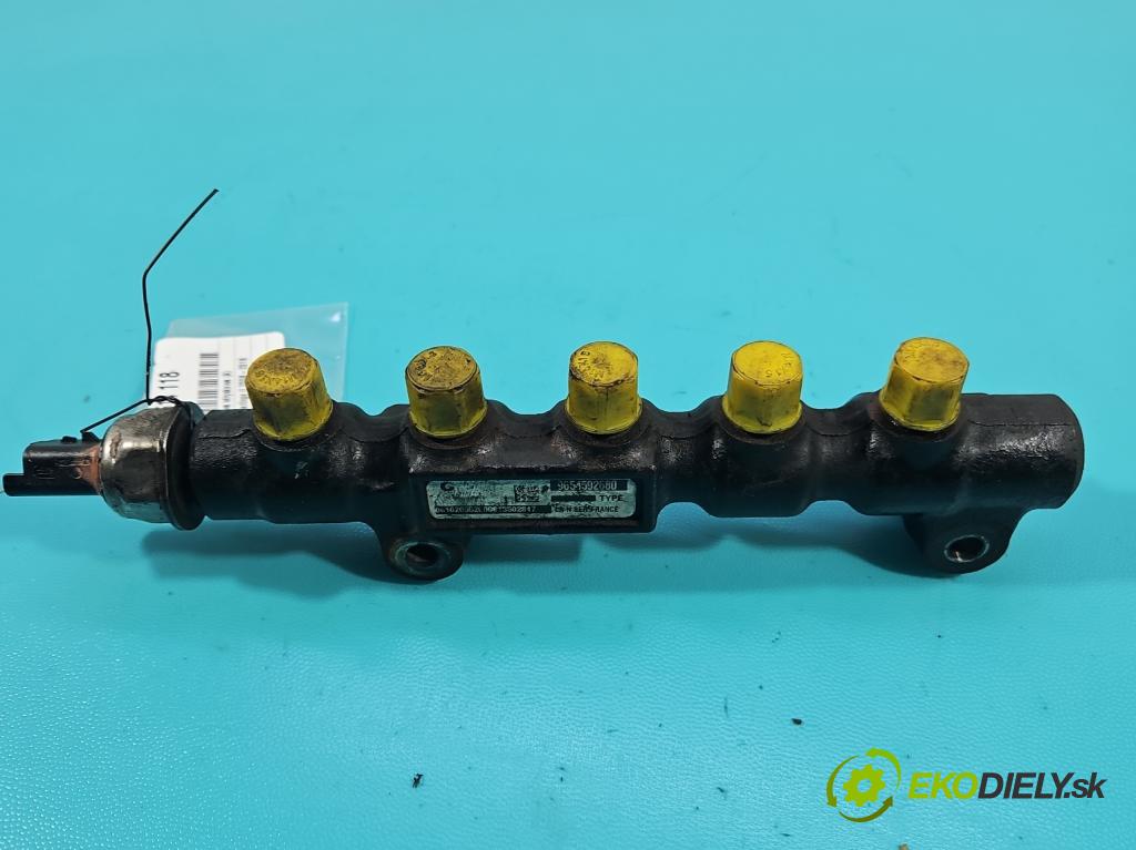 Citroen Berlingo II 2008-2018 1.6 hdi 90 HP manual 66.2 kW 1560 cm3 5- lišta vstrekovacia 9655465480 (Vstrekovacia lišta)