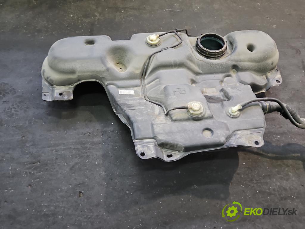 Renault Megane IV 2016-2024 1.3 Tce 140 hp manual 103 kW 1332 cm3 4- Nádrž: paliva 172026117R (Palivová nádrž)