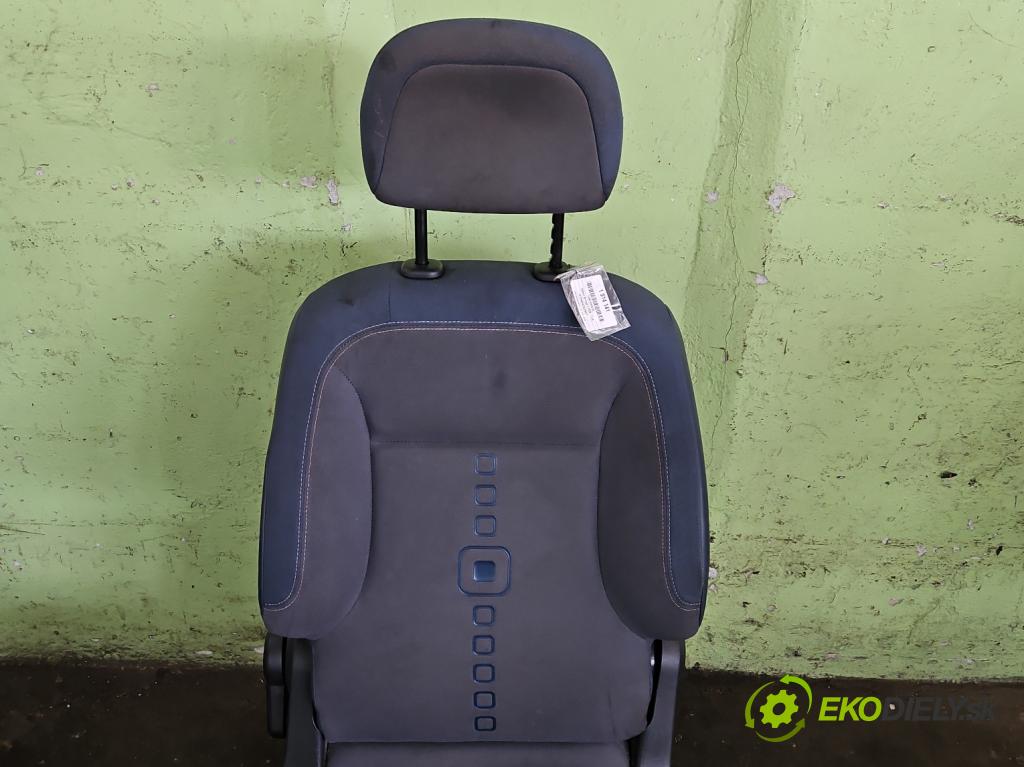 Citroen Berlingo II 2008-2018 1.6 hdi 90 HP manual 66,2 kW 1560 cm3 5- Sedačka pravý  (Sedadlo)
