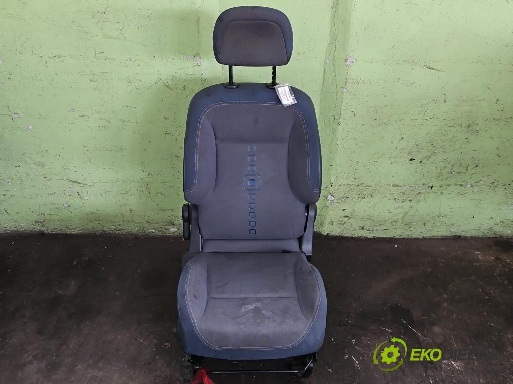 Citroen Berlingo II 2008-2018 1.6 hdi 90 HP manual 66,2 kW 1560 cm3 5- Sedačka pravý  (Sedadlo)