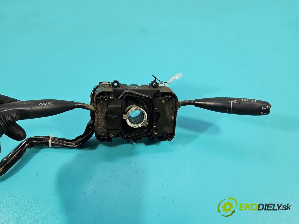 Opel Frontera B 1998-2004 2.2 16V 136 HP manual 100 kW 2198 cm3 5- prepínač komplex:  (Prepínacie páčky pod volantom)