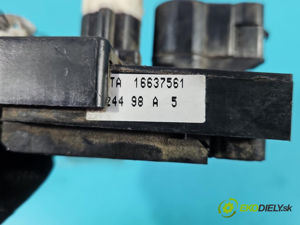 Opel Frontera B 1998-2004 2.2 16V 136 HP manual 100 kW 2198 cm3 5- zámok predné ľavý 16634325