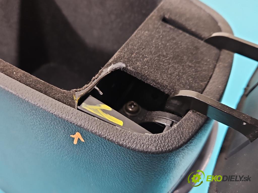 Kia Sportage II 2004-2010 2.0 crdi 136 HP manual 100 kW 1991 cm3 5- operadlo 84611-1E000 (Lakťová opierka)