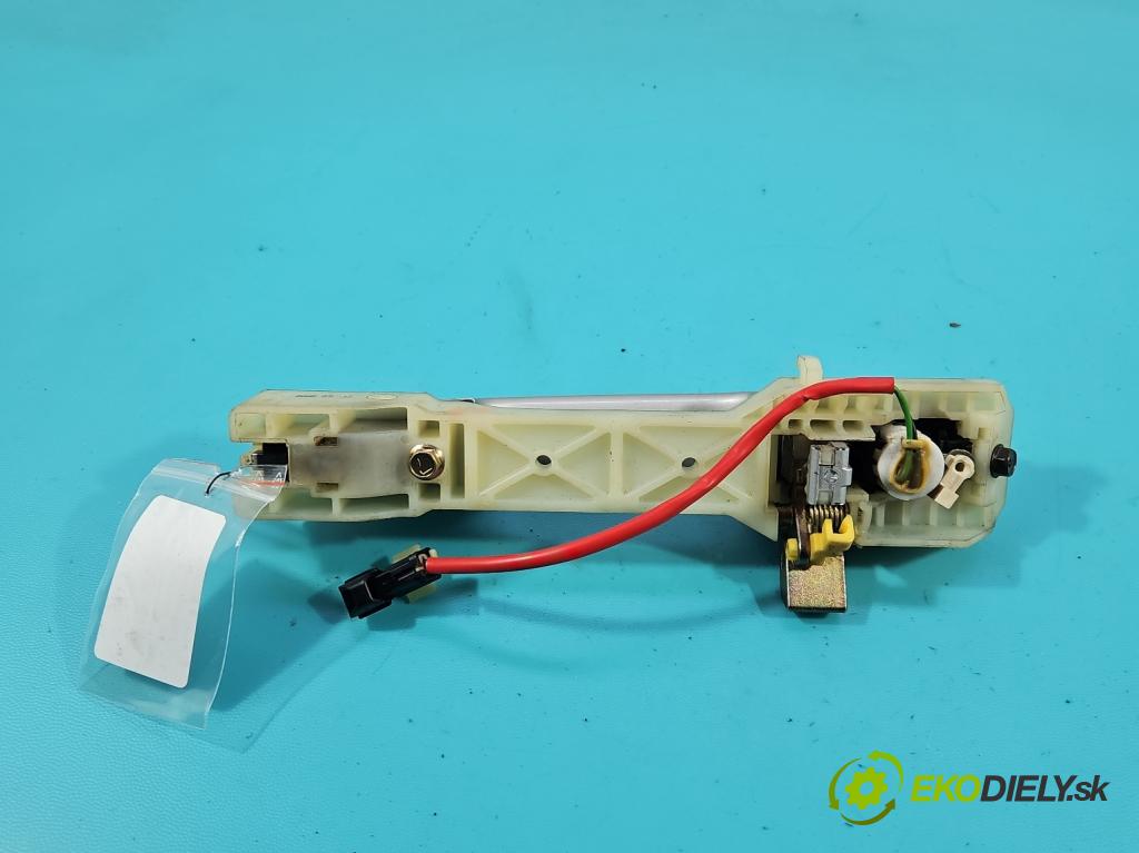 Kia Sportage II 2004-2010 2.0 crdi 136hp manual 100 kW 1991 cm3 5- klika přední levé  (Vnější přední levá klika dveří)