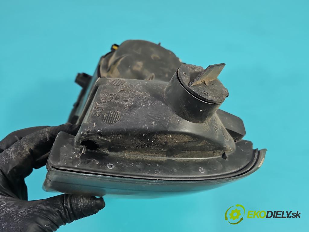 Land rover Freelander I 1998-2006 1.8 16V 120 HP manual 88 kW 1796 cm3 5- Reflektor: pravý  (Svetlo predné pravé)