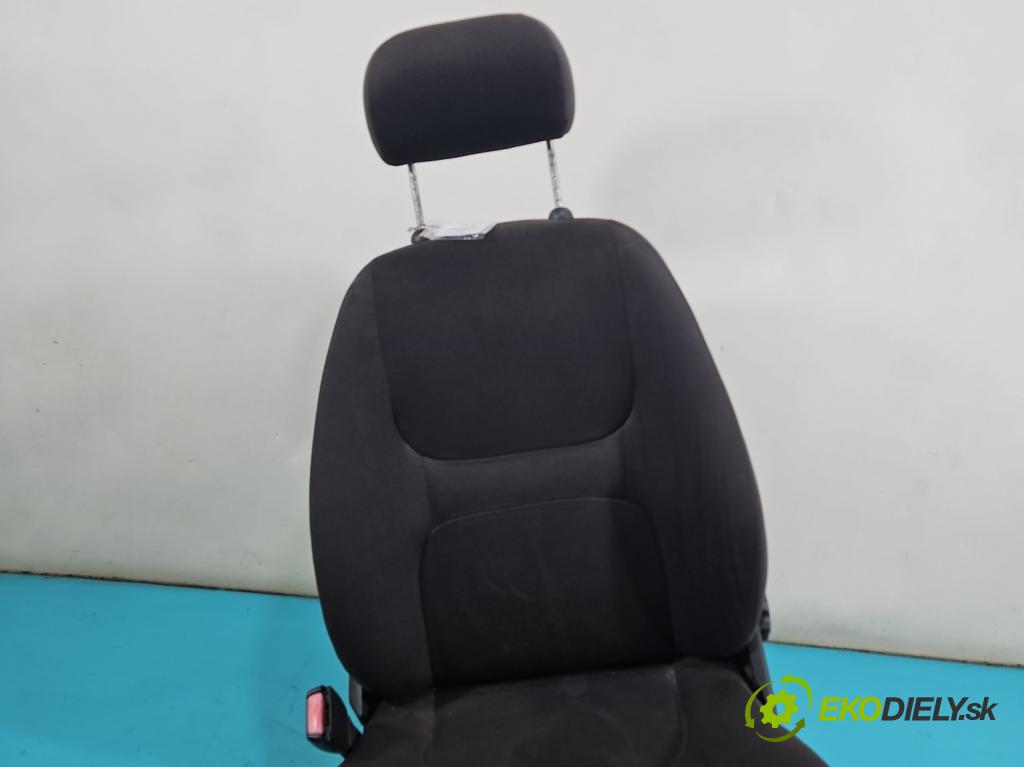 Land rover Freelander I 1998-2006 1.8 16V 120 HP manual 88 kW 1796 cm3 5- Sedačka ľavý (Sedadlo)