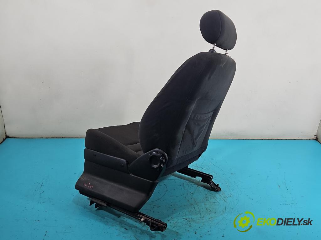 Land rover Freelander I 1998-2006 1.8 16V 120 HP manual 88 kW 1796 cm3 5- Sedačka ľavý (Sedadlo)