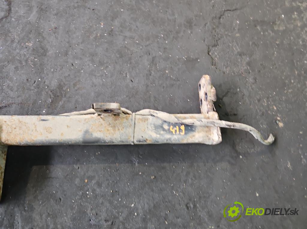 Land rover Freelander I 1998-2006 1.8 16V 120 hp manual 88 kW 1796 cm3 5- oko tažné  (Tažné zařízení)