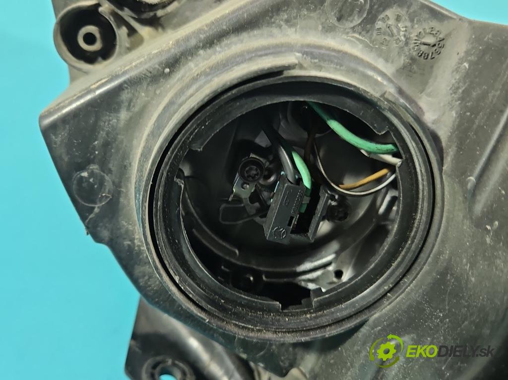 Hyundai I30 I 2007-2012 1.4 16V 109 HP manual 80.2 kW 1396 cm3 5- Reflektor: ľavý 92101-2R000 (Kľučka dverí ostatné)