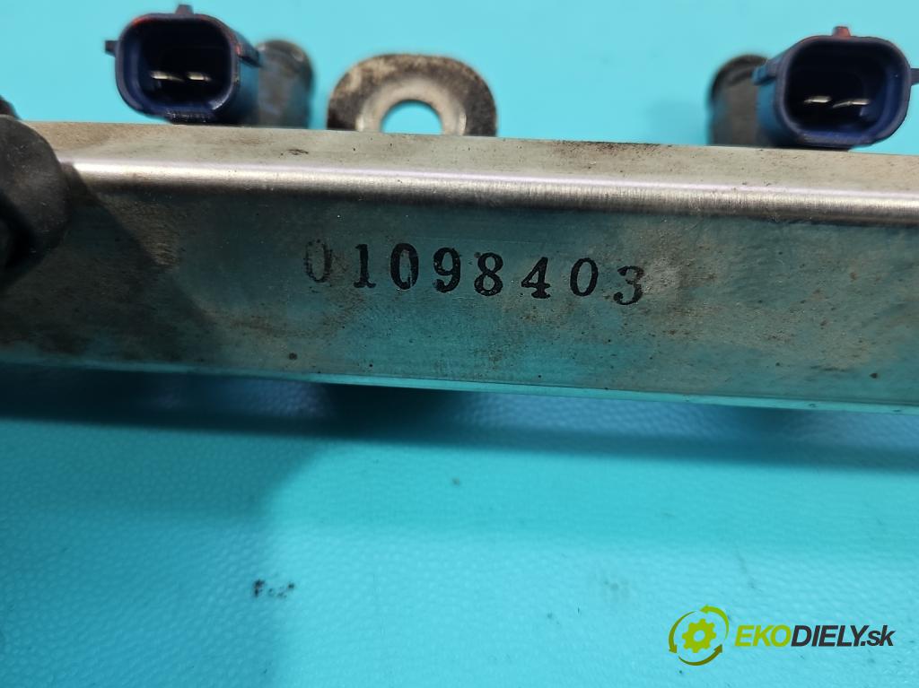 Hyundai I30 I 2007-2012 1.4 16V 109 HP manual 80.2 kW 1396 cm3 5- vstrek 35310-2B000 (Vstrekovač paliva)