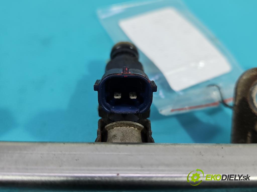 Hyundai I30 I 2007-2012 1.4 16V 109 HP manual 80.2 kW 1396 cm3 5- vstrek 35310-2B000 (Vstrekovač paliva)