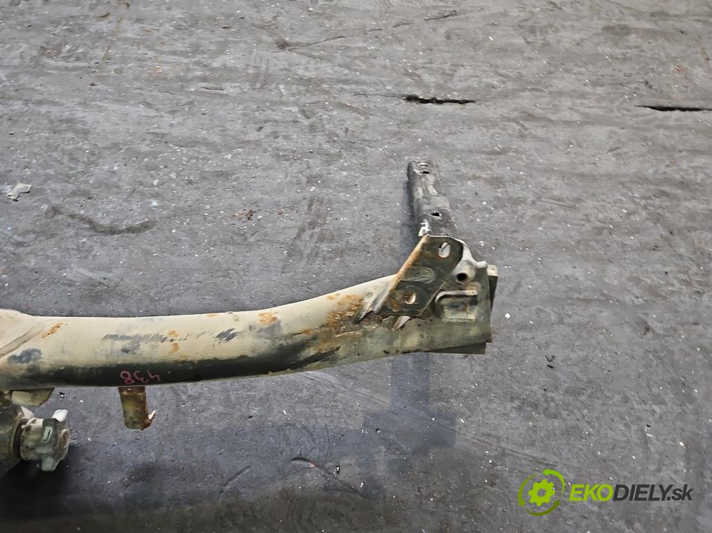 Audi 80 B4 1991-1994 2.0 90 hp manual 66 kW 1984 cm3 4- oko tažné  (Tažné zařízení)