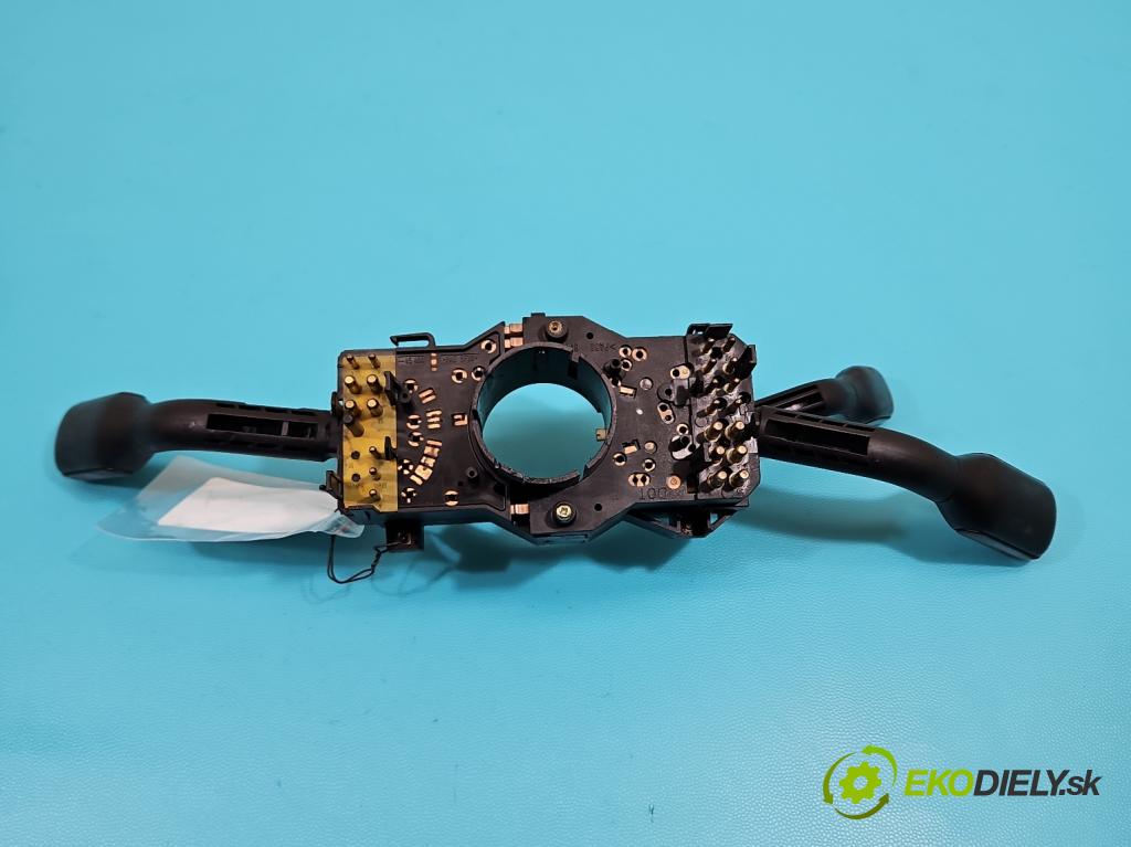 Audi 80 B4 1991-1994 2.0 90 HP manual 66 kW 1984 cm3 4- prepínač komplex: 8D0953503 (Prepínacie páčky pod volantom)