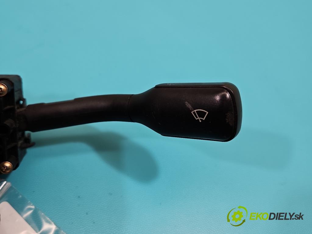 Audi 80 B4 1991-1994 2.0 90 HP manual 66 kW 1984 cm3 4- prepínač komplex: 8D0953503 (Prepínacie páčky pod volantom)