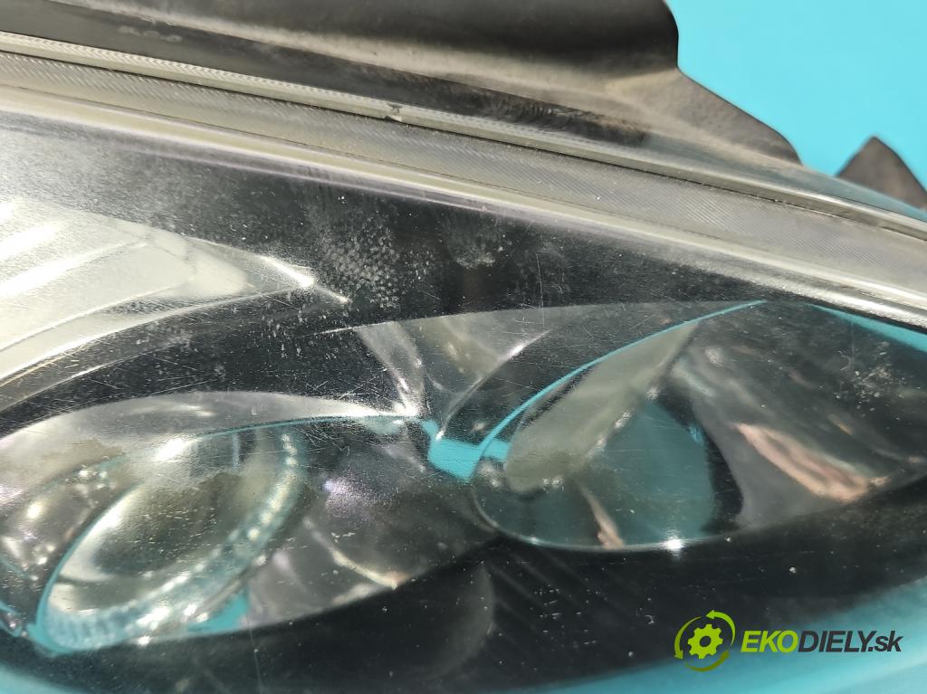 Hyundai I30 I 2007-2012 1.4 16V 109 HP manual 80.2 kW 1396 cm3 5- Reflektor: pravý 92102-2R000 (Svetlo predné pravé)